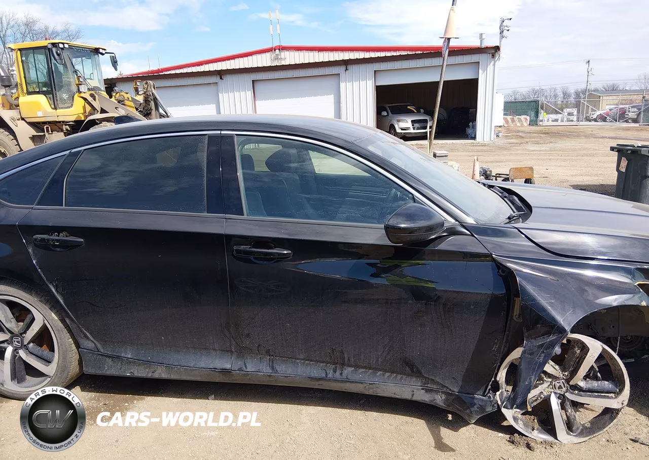 2018 Honda Accord Sport VIN:1HGCV1F39JA230932 - 13