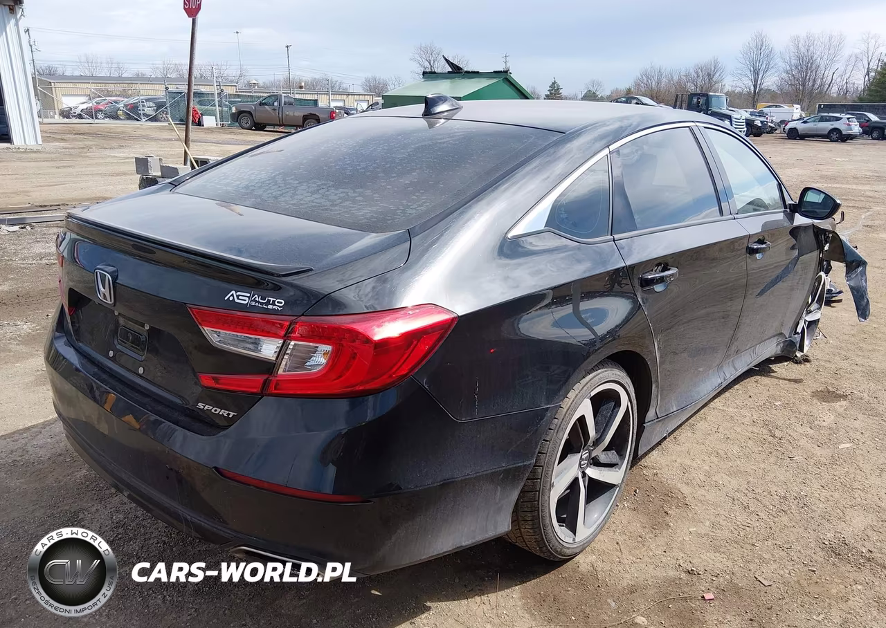 2018 Honda Accord Sport VIN:1HGCV1F39JA230932 - 4