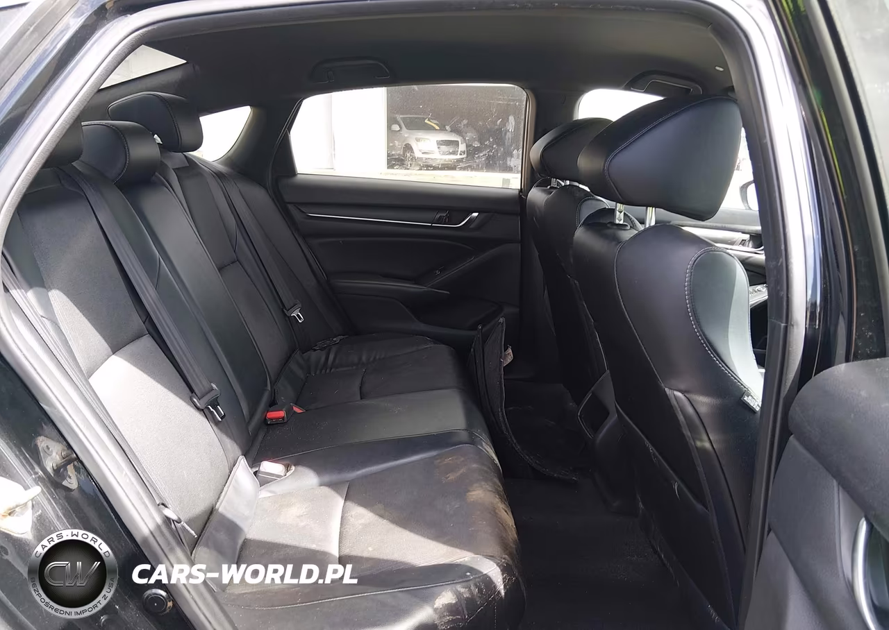 2018 Honda Accord Sport VIN:1HGCV1F39JA230932 - 8