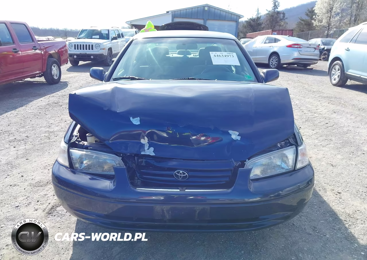 1999 Toyota Camry Le VIN:JT2BG22K9X0315865 - 13