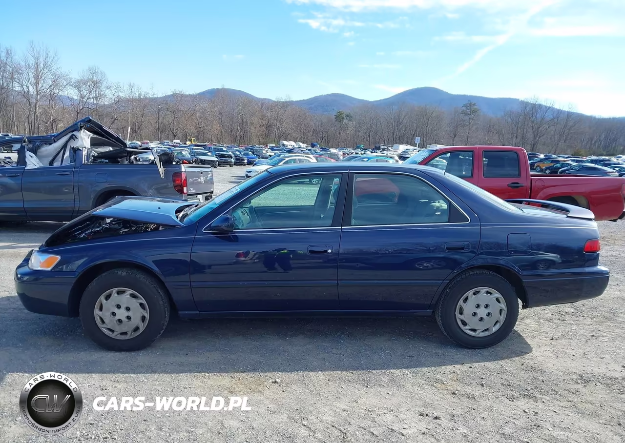 1999 Toyota Camry Le VIN:JT2BG22K9X0315865 - 15