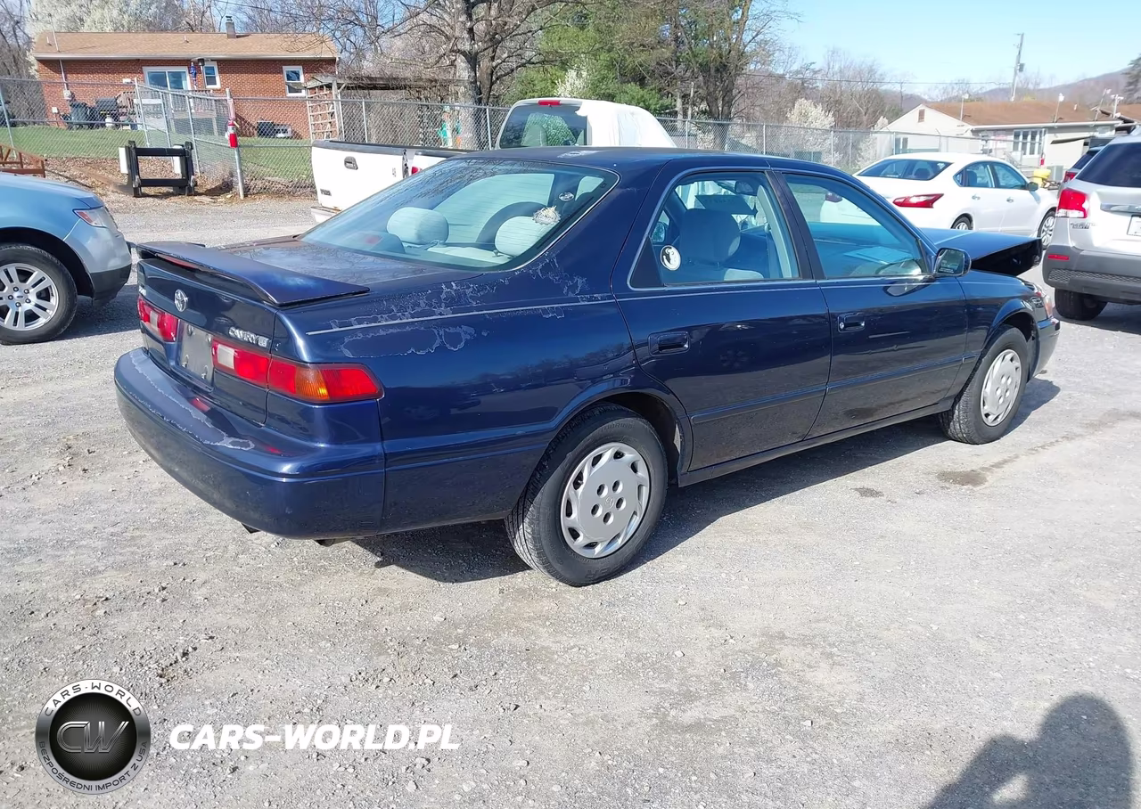 1999 Toyota Camry Le VIN:JT2BG22K9X0315865 - 4