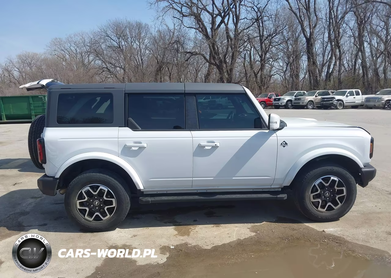 2022 Ford Bronco Outer Banks VIN:1FMEE5BP1NLB31907 - 13