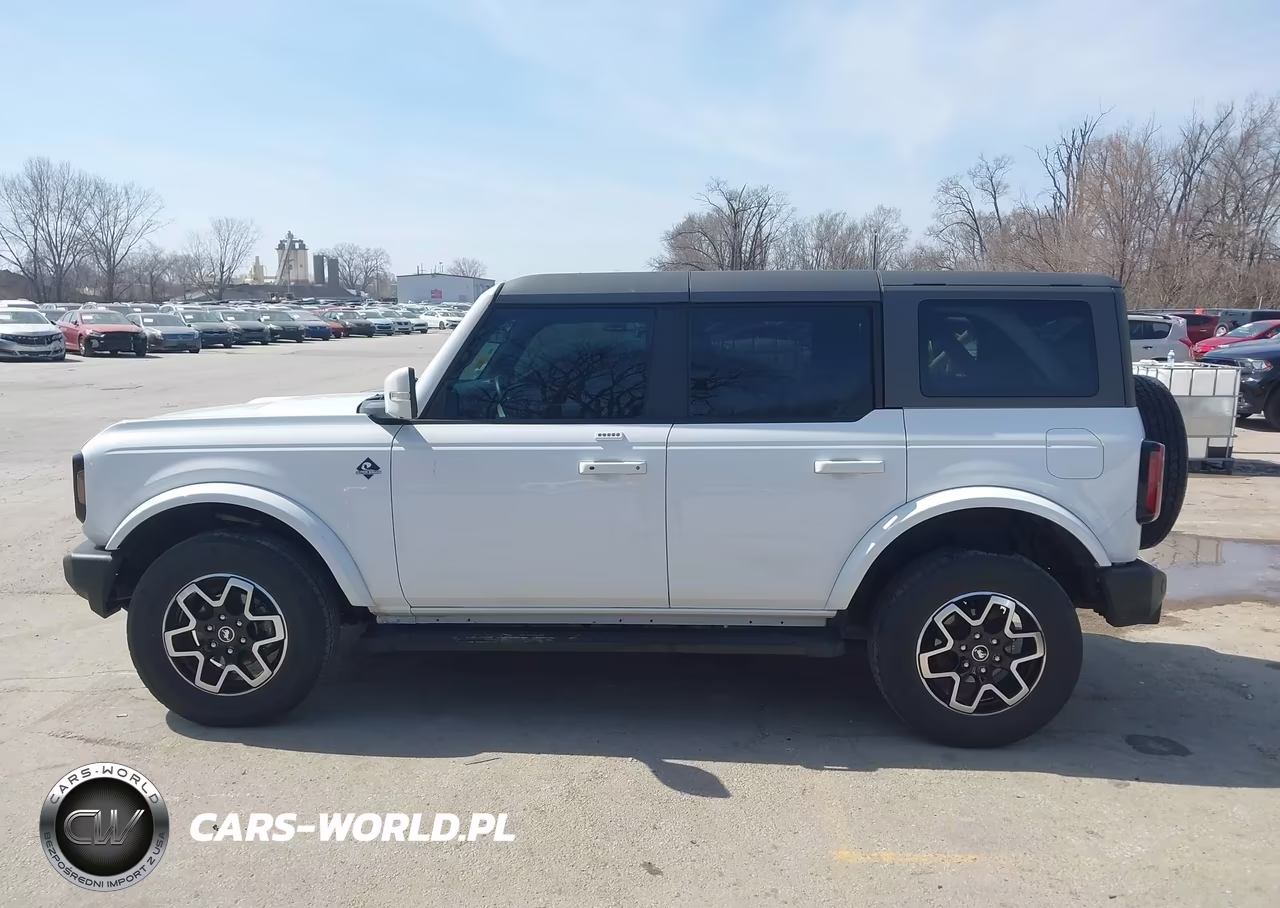 2022 Ford Bronco Outer Banks VIN:1FMEE5BP1NLB31907 - 14