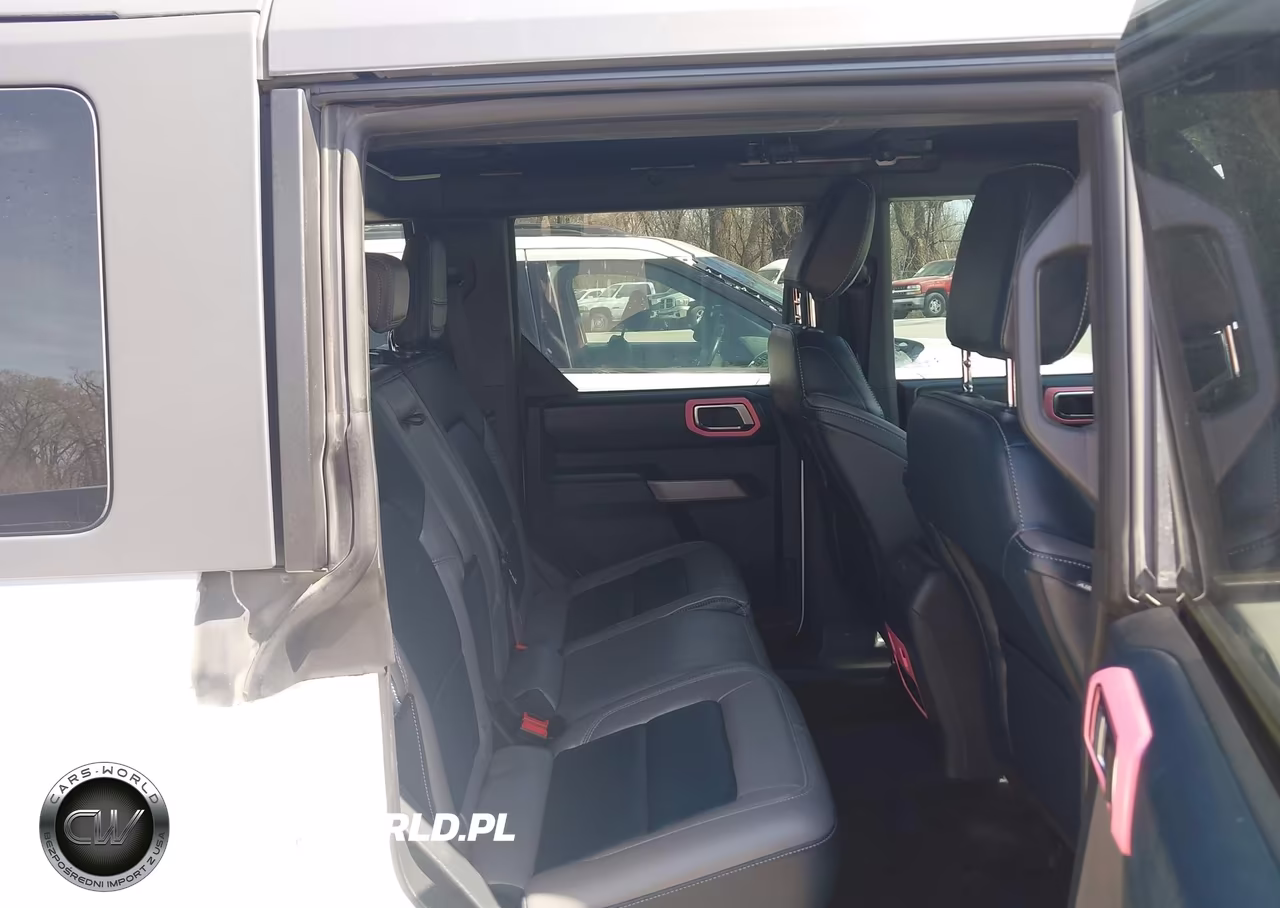 2022 Ford Bronco Outer Banks VIN:1FMEE5BP1NLB31907 - 8
