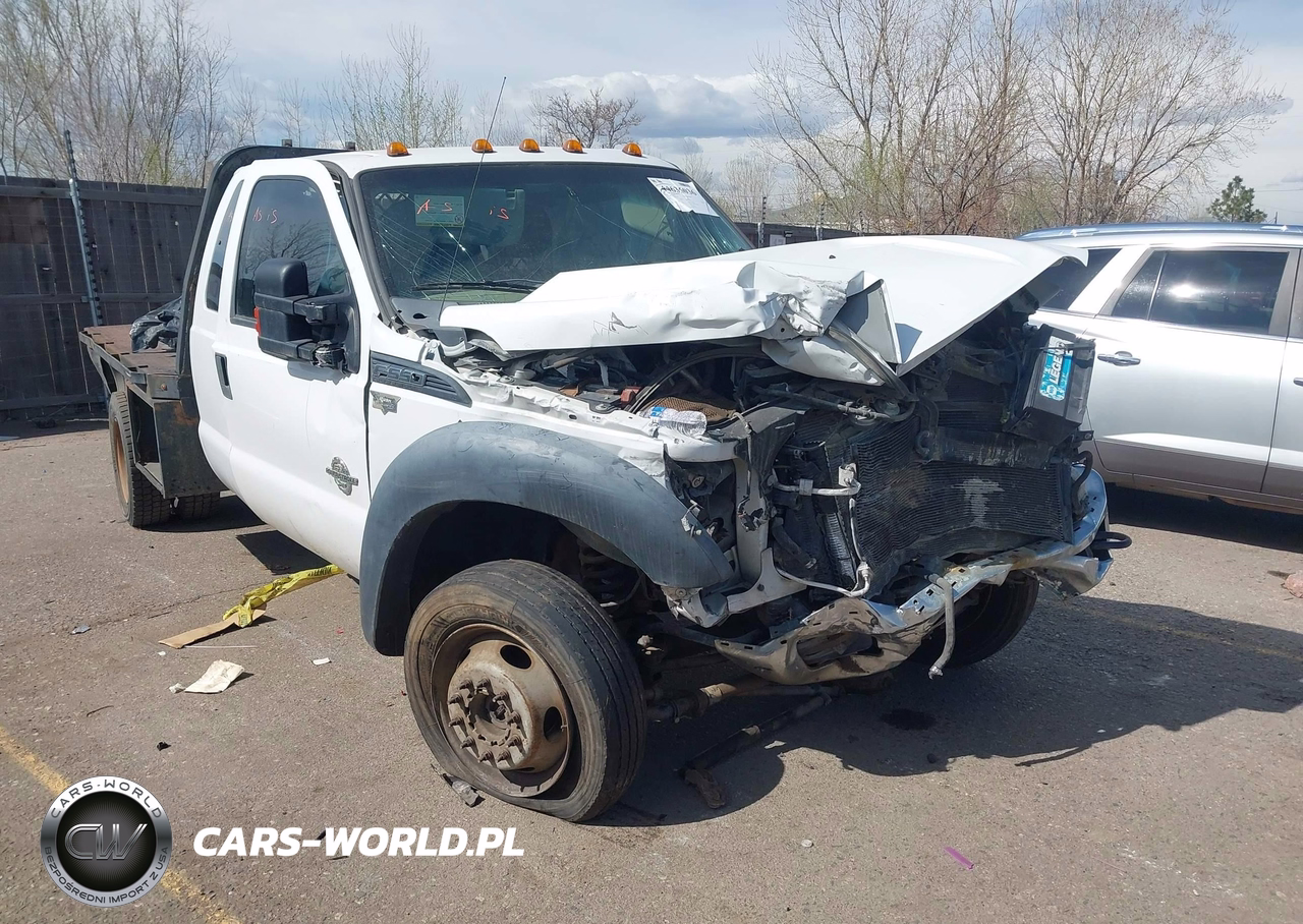 2015 Ford F-550 Chassis Xl