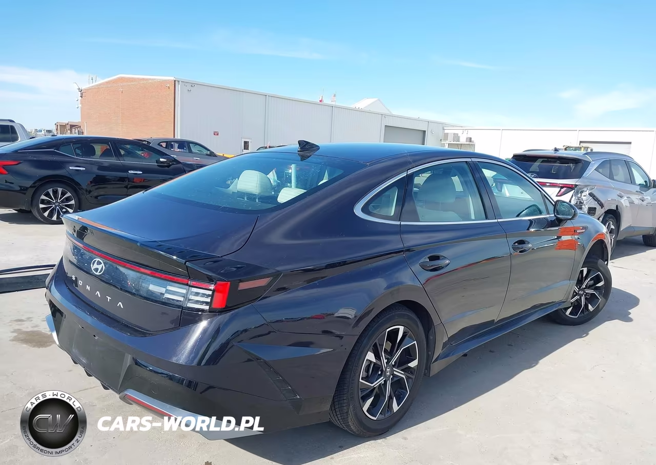 2024 Hyundai Sonata Sel VIN:KMHL64JA7RA376658 - 4