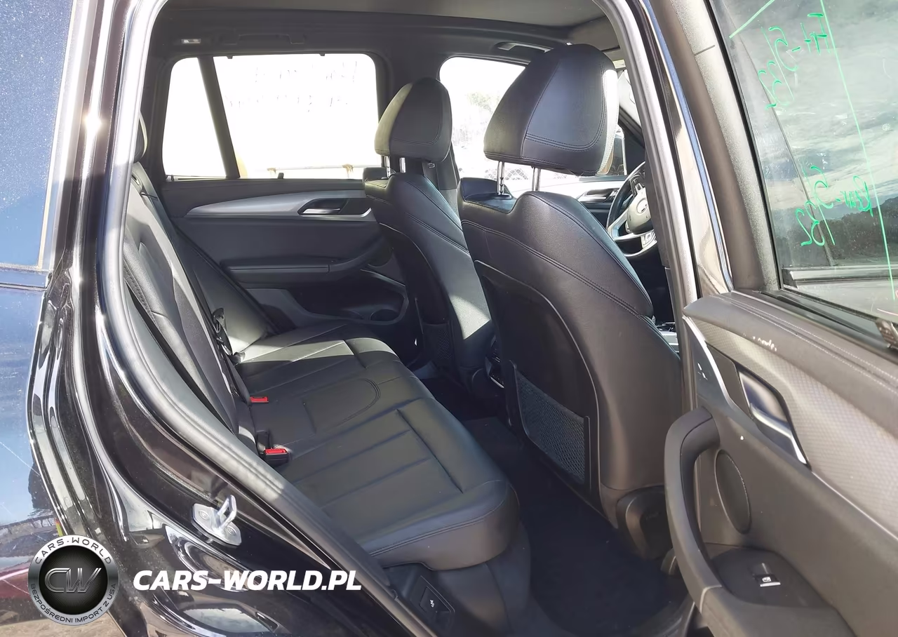 2018 BMW X3 xDrive30I VIN:5UXTR9C59JLC79478 - 8