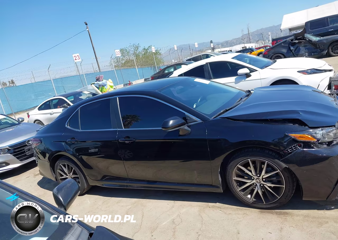 2021 Toyota Camry Se VIN:4T1G11AK3MU525582 - 13