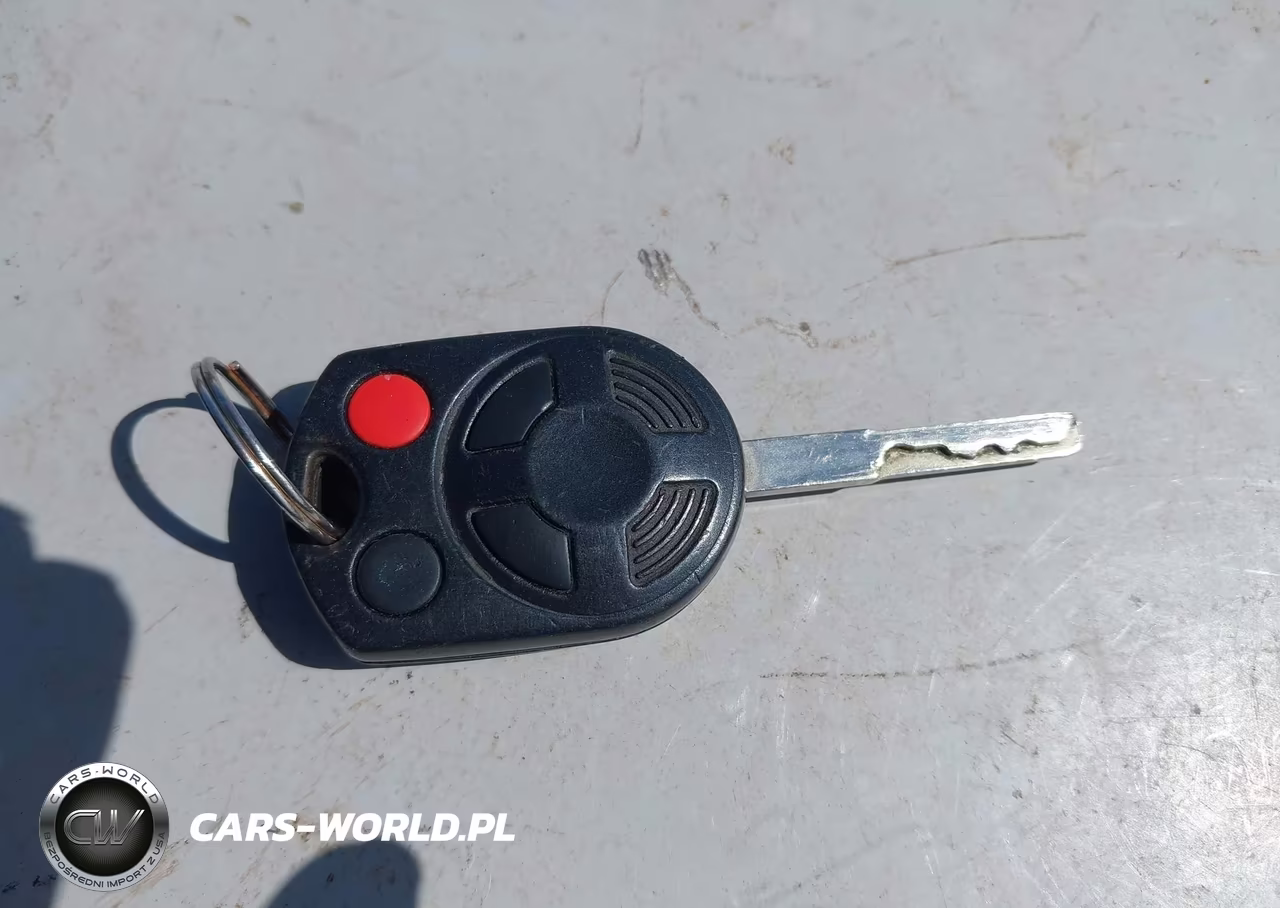 2013 Ford Focus S VIN:1FADP3E23DL382687 - 11