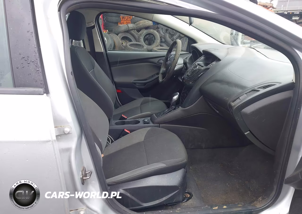 2013 Ford Focus S VIN:1FADP3E23DL382687 - 5