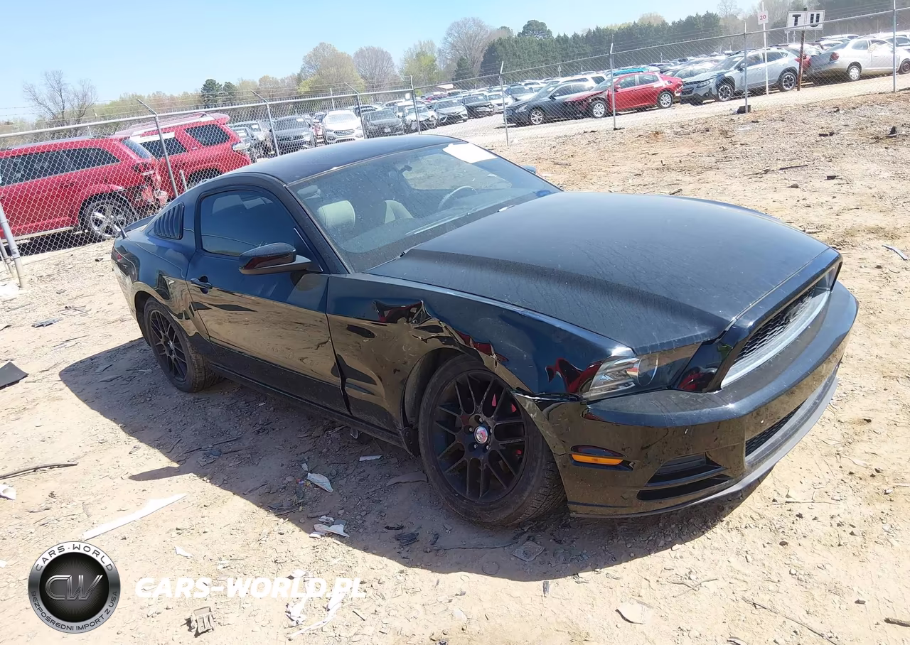 2014 Ford Mustang V6