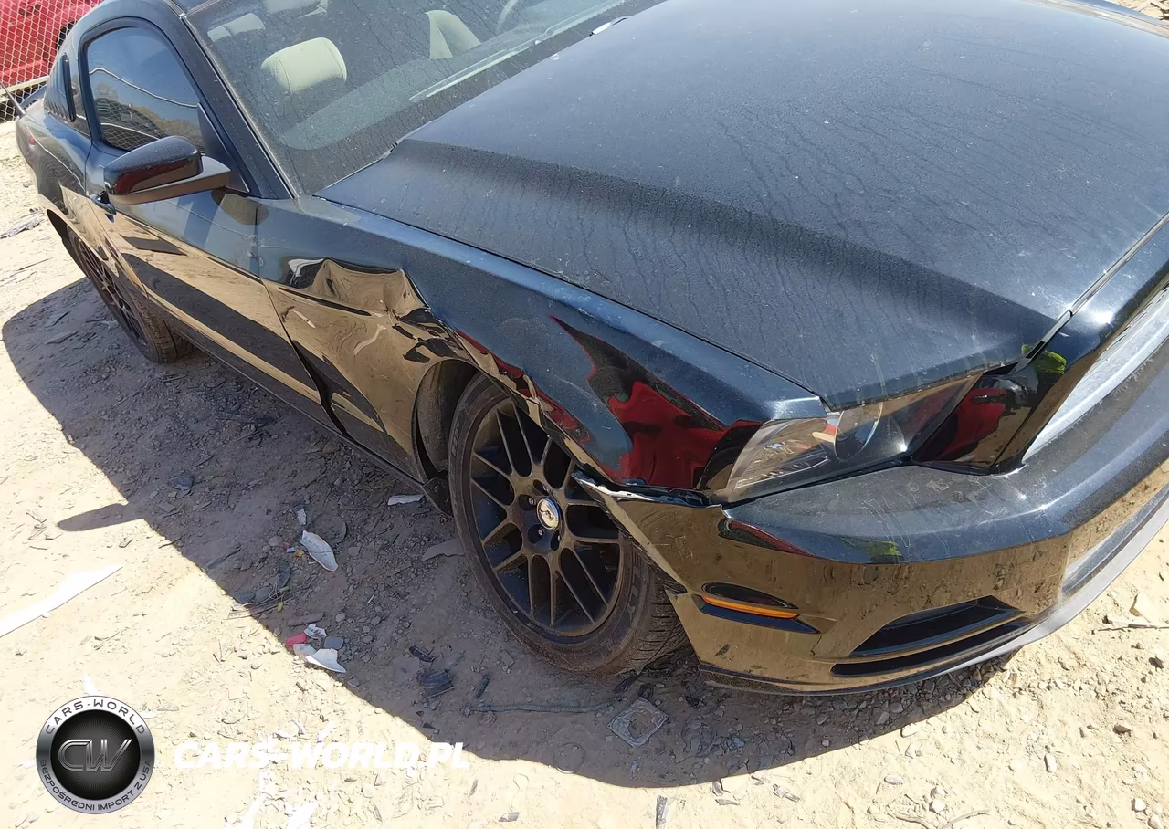 2014 Ford Mustang V6 VIN:1ZVBP8AM5E5324637 - 6