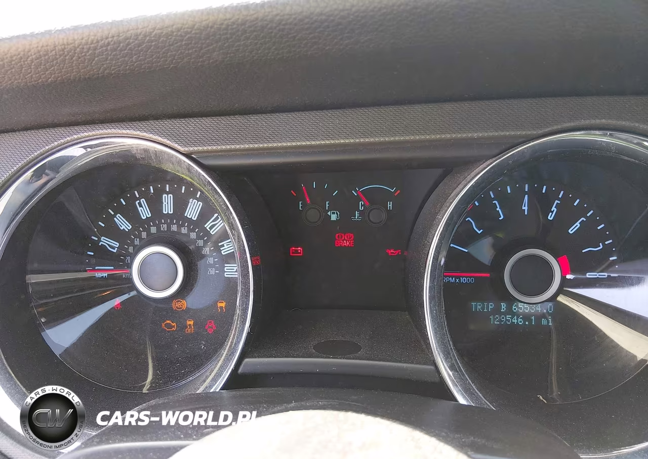 2014 Ford Mustang V6 VIN:1ZVBP8AM5E5324637 - 7