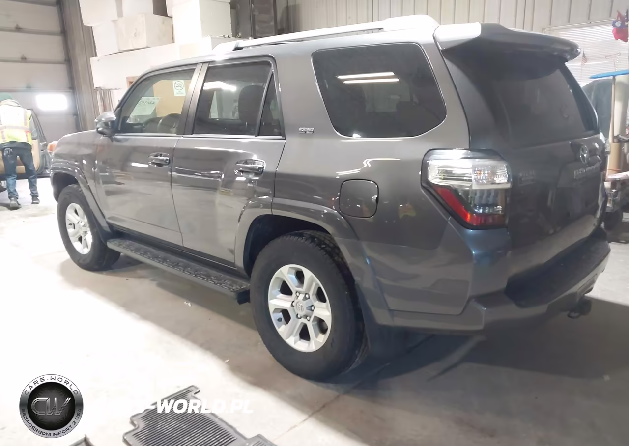 2018 Toyota 4Runner Sr5 VIN:JTEBU5JR4J5515610 - 3