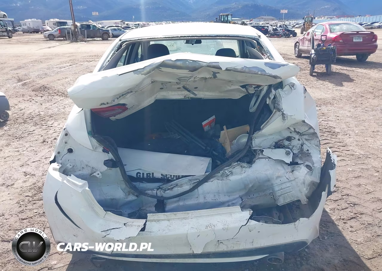 2018 Nissan Altima 2.5 S VIN:1N4AL3AP6JC173214 - 17