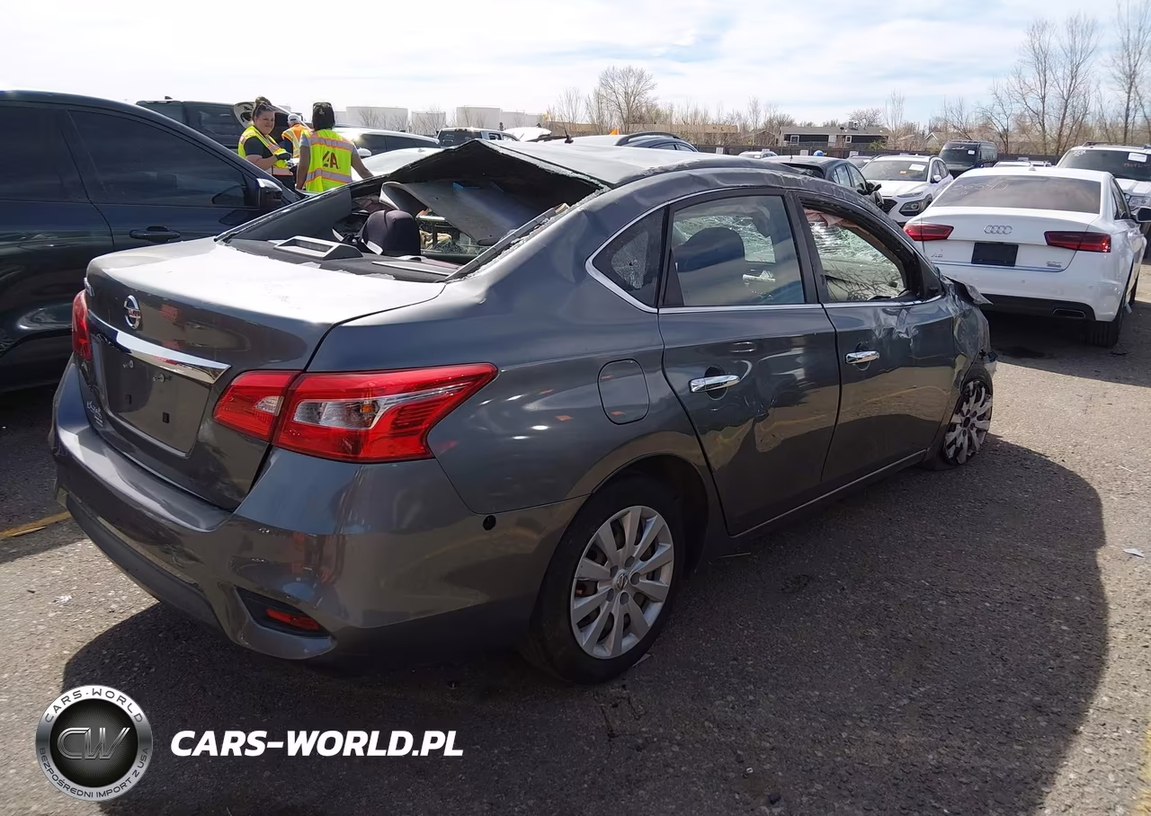 2016 Nissan Sentra S VIN:3N1AB7AP8GL683701 - 4