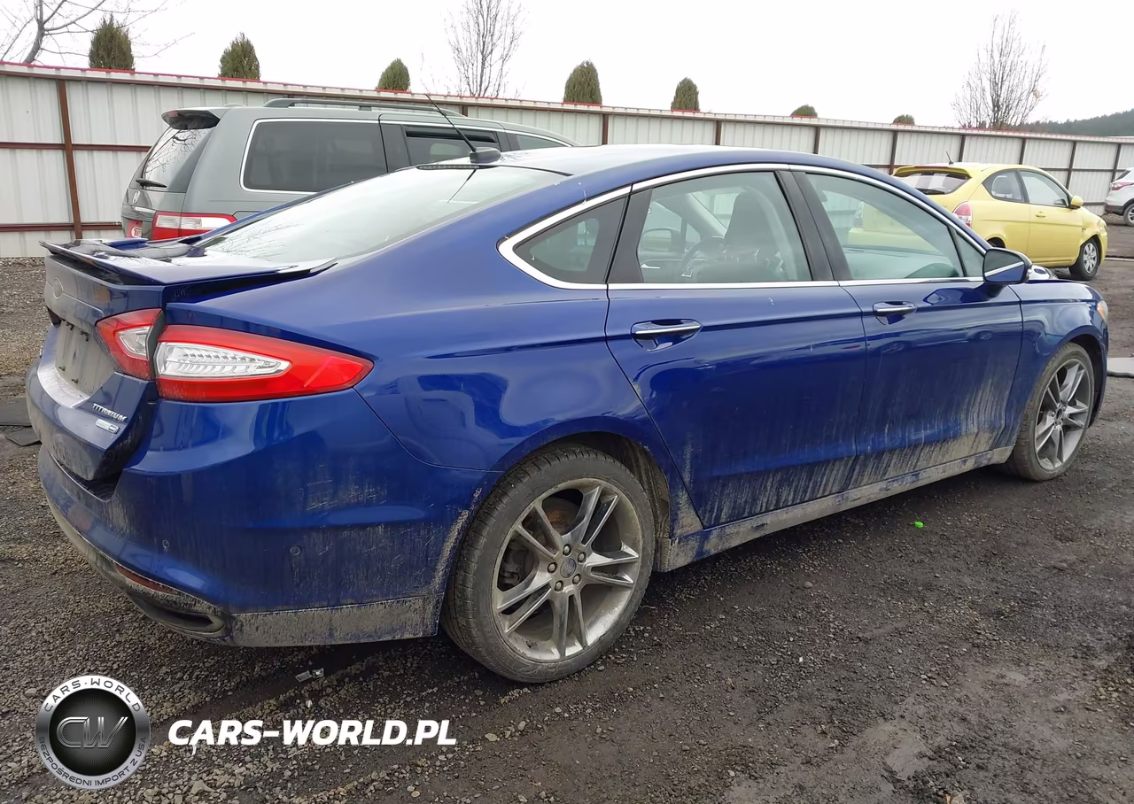 2013 Ford Fusion Titanium VIN:3FA6P0D91DR139144 - 4