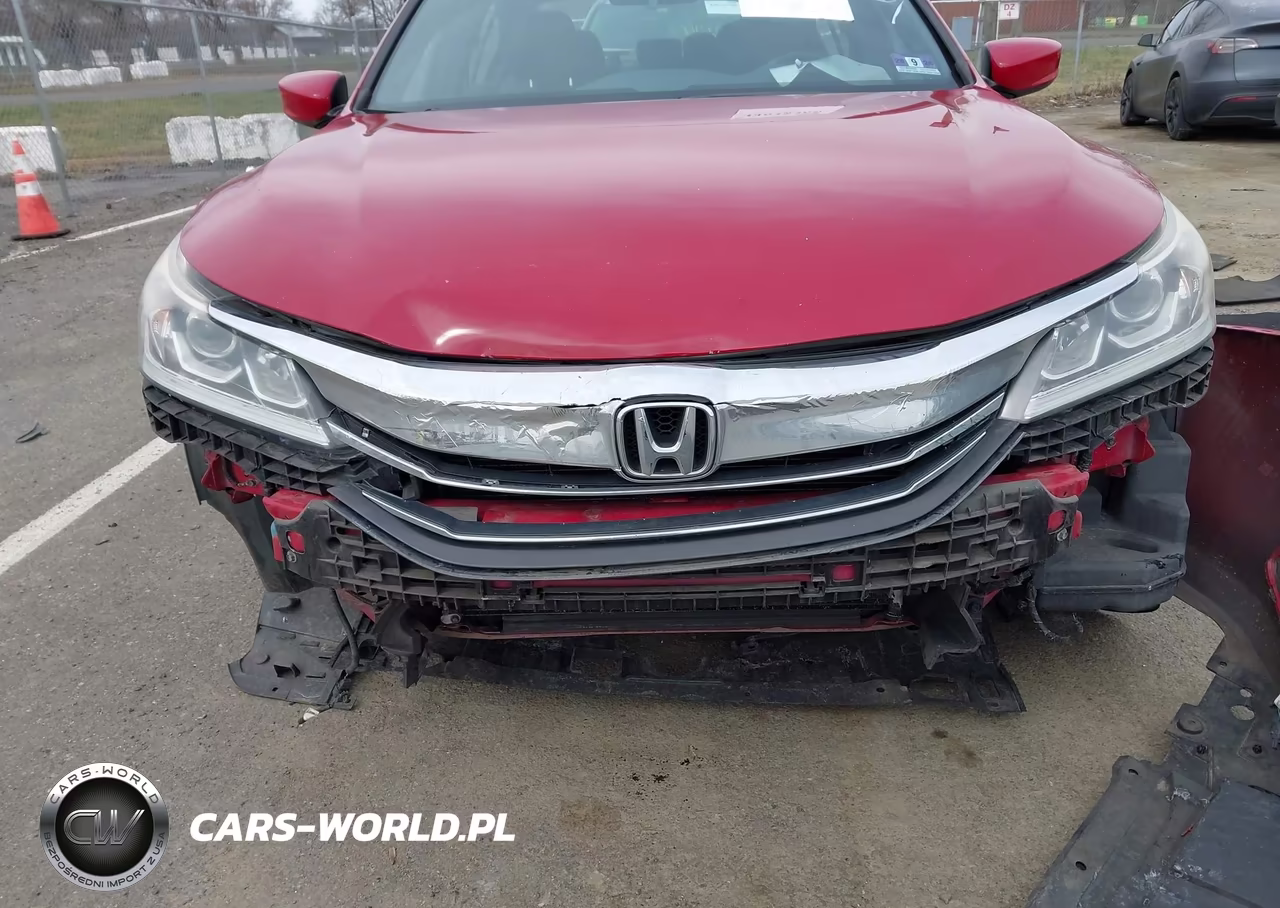 2017 Honda Accord Sport VIN:1HGCR2F58HA277536 - 6