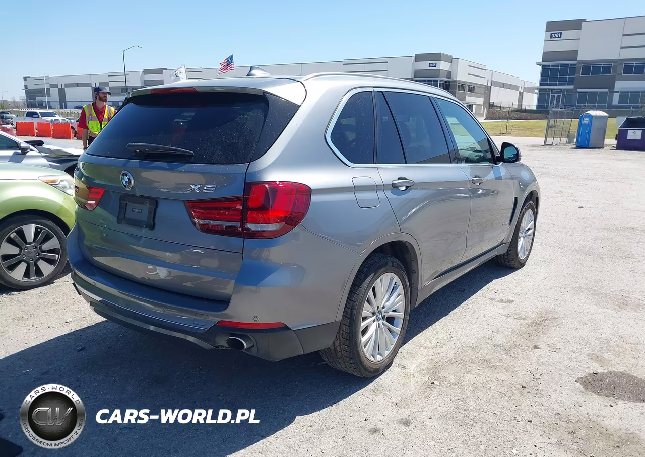 2017 BMW X5 Sdrive35I VIN:5UXKR2C37H0X06084 - 4