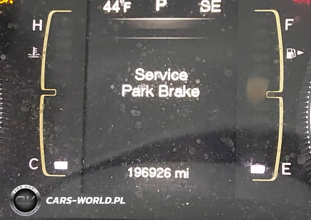 2015 Jeep Cherokee Latitude VIN:1C4PJMCB5FW553006 - 15