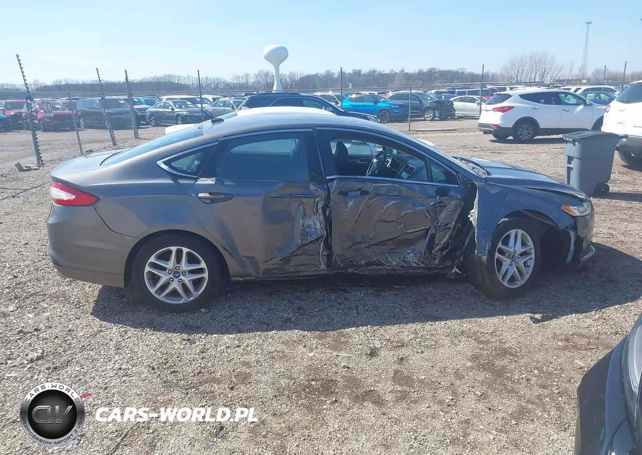 2013 Ford Fusion Se VIN:3FA6P0HRXDR161900 - 14