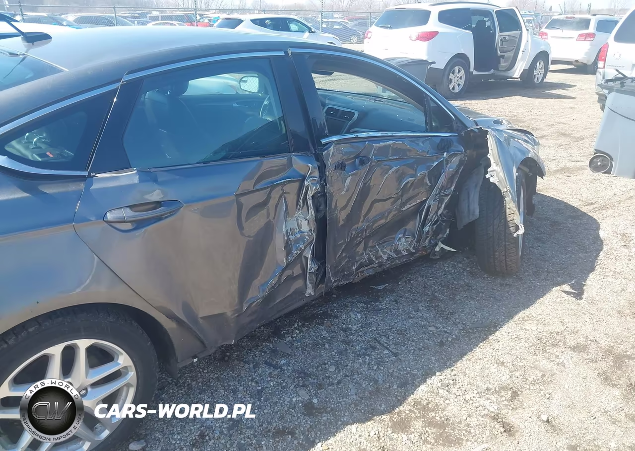 2013 Ford Fusion Se VIN:3FA6P0HRXDR161900 - 6