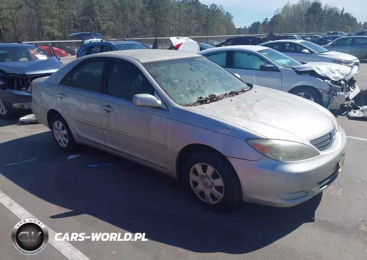 2004 Toyota Camry Le