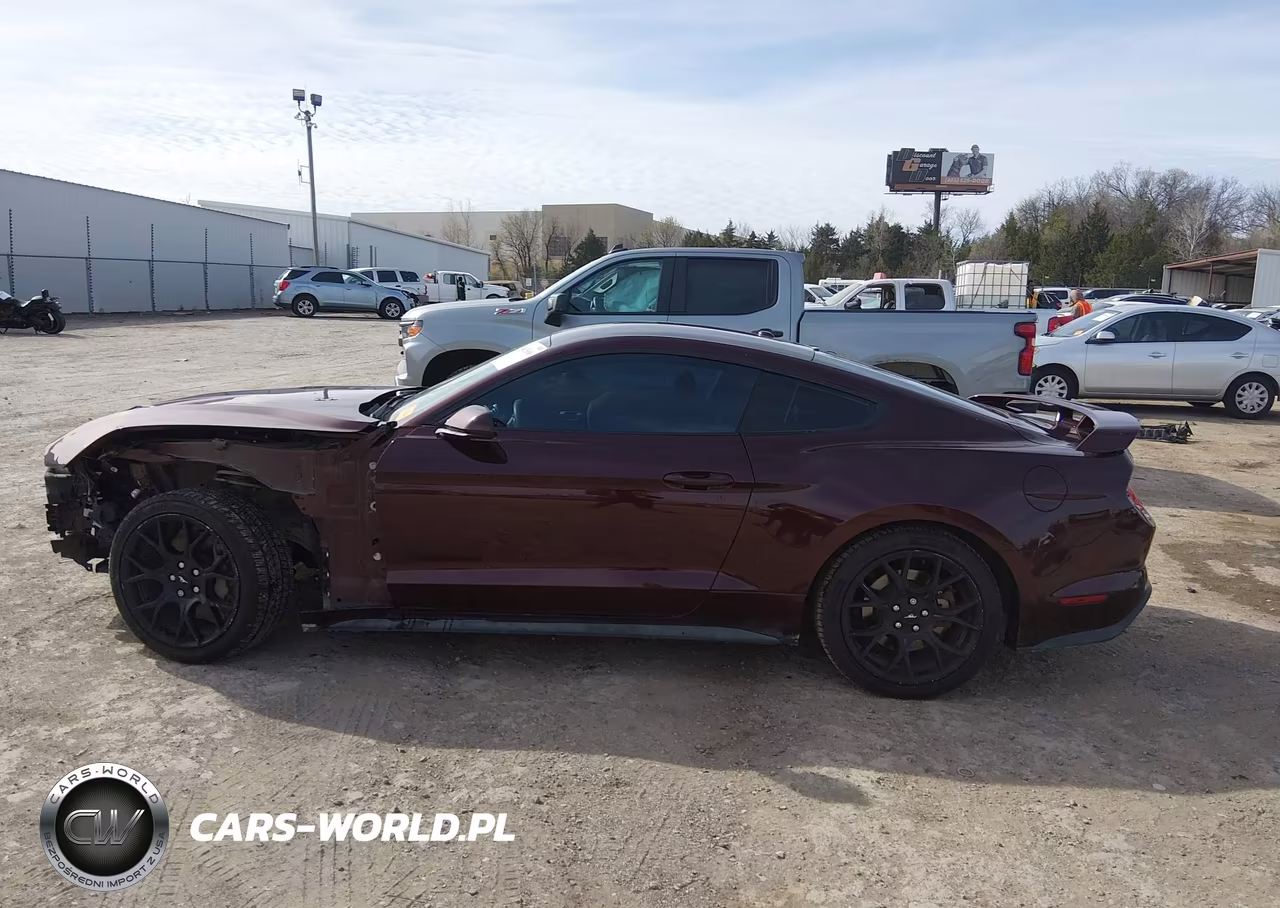 2018 Ford Mustang Ecoboost VIN:1FA6P8THXJ5184511 - 15
