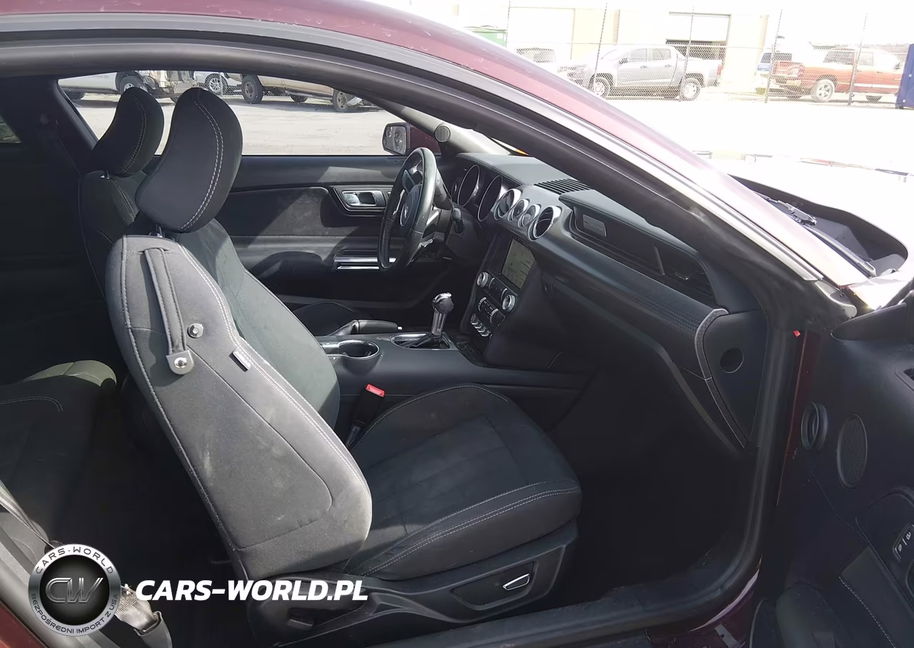 2018 Ford Mustang Ecoboost VIN:1FA6P8THXJ5184511 - 5