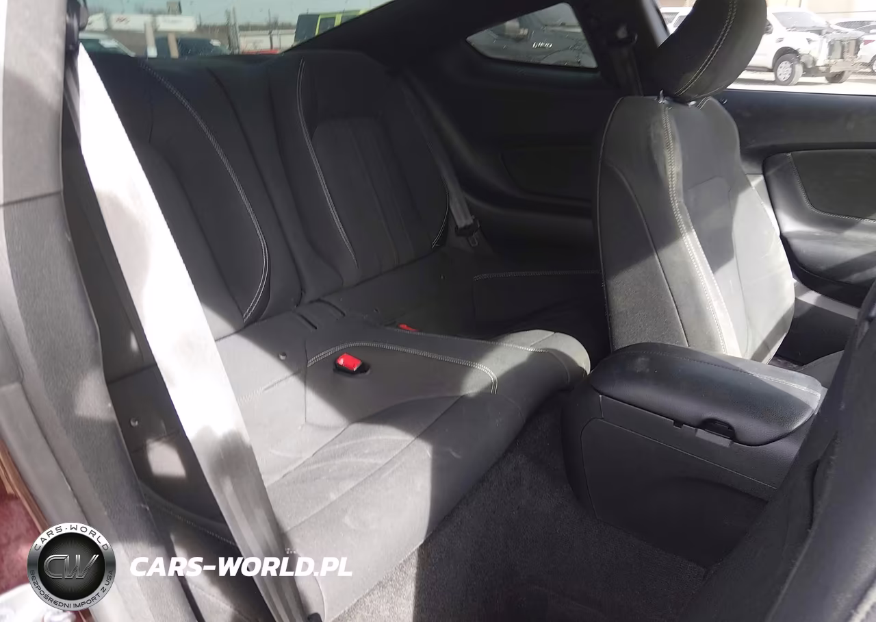 2018 Ford Mustang Ecoboost VIN:1FA6P8THXJ5184511 - 8