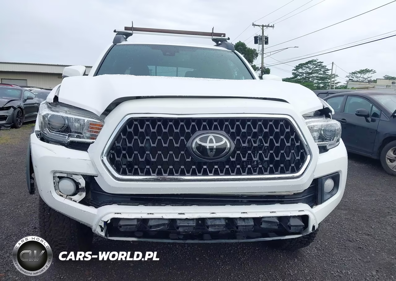 2018 Toyota Tacoma Trd Sport VIN:3TMCZ5AN2JM123419 - 12