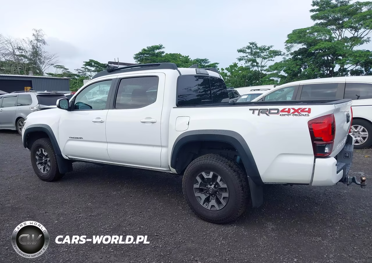 2018 Toyota Tacoma Trd Sport VIN:3TMCZ5AN2JM123419 - 14