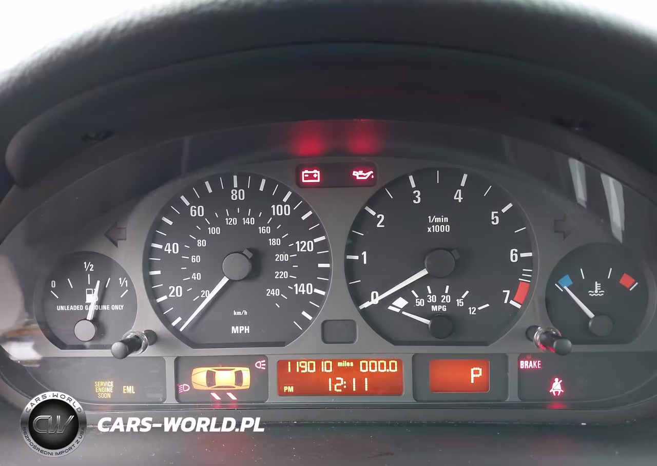 2005 BMW 325I VIN:WBAEV33455KW18110 - 7