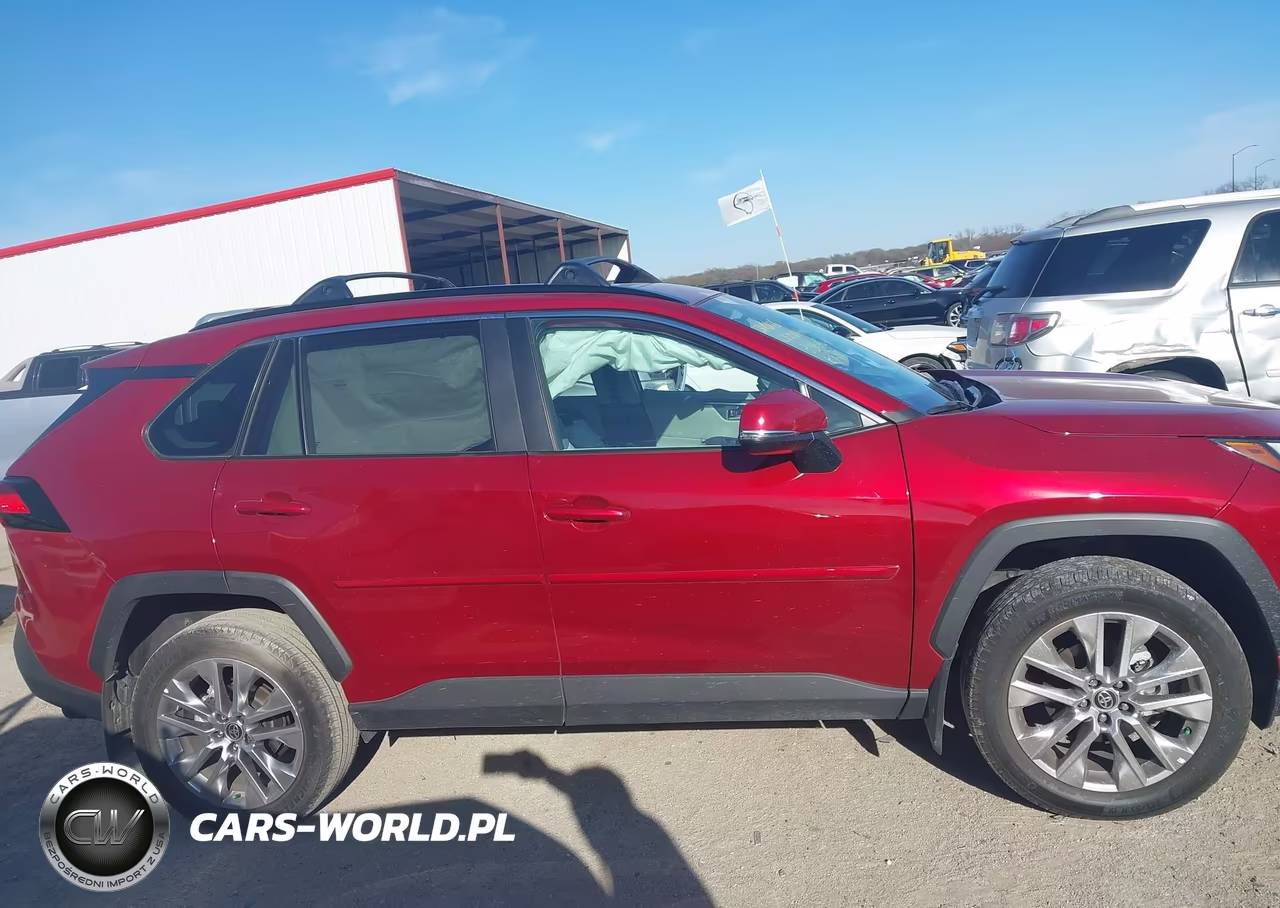 2025 Toyota Rav4 Xle Premium VIN:2T3C1RFV2SW394889 - 13