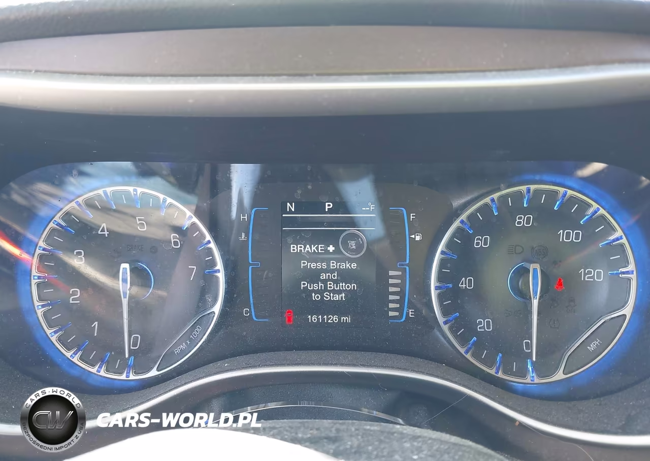 2017 Chrysler Pacifica Touring-L VIN:2C4RC1BG4HR667847 - 7