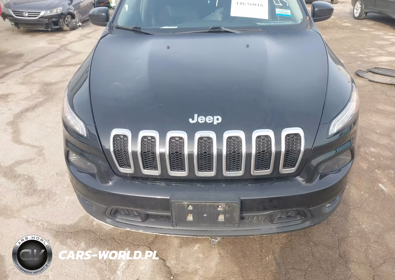 2018 Jeep Cherokee Latitude 4X4 VIN:1C4PJMCB6JD572359 - 12