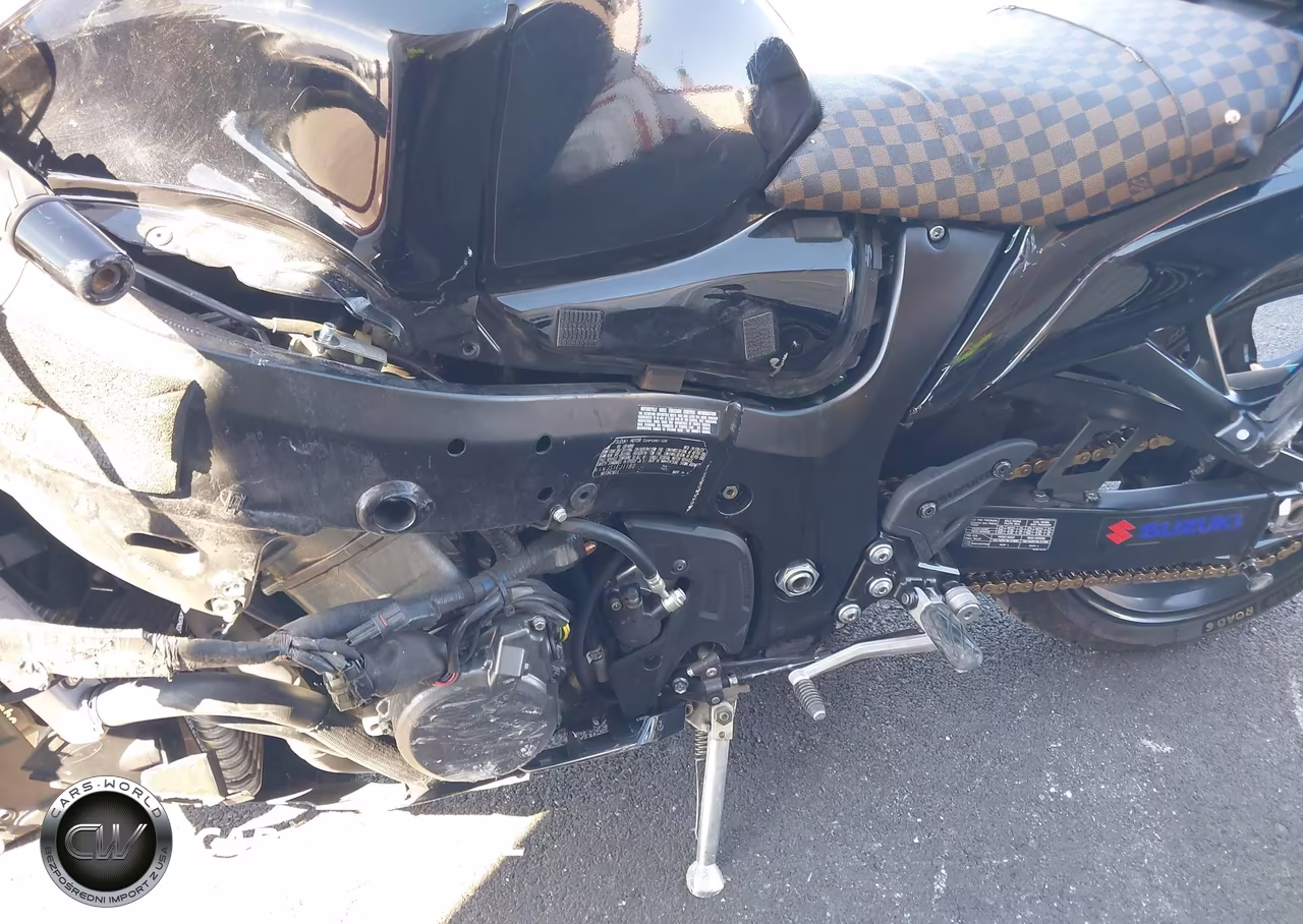 2022 Suzuki Gsx1300 Rr VIN:JS1EJ11B0N7102142 - 9