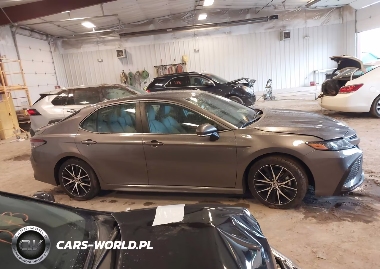 2024 Toyota Camry Hybrid Se VIN:4T1G31AK5RU071384 - 13