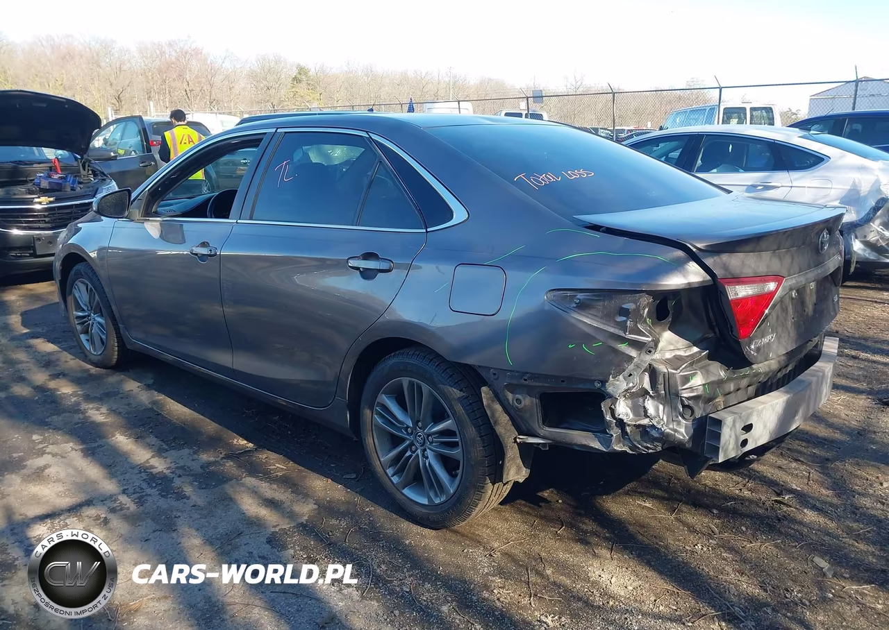 2017 Toyota Camry Se VIN:4T1BF1FK5HU321165 - 3