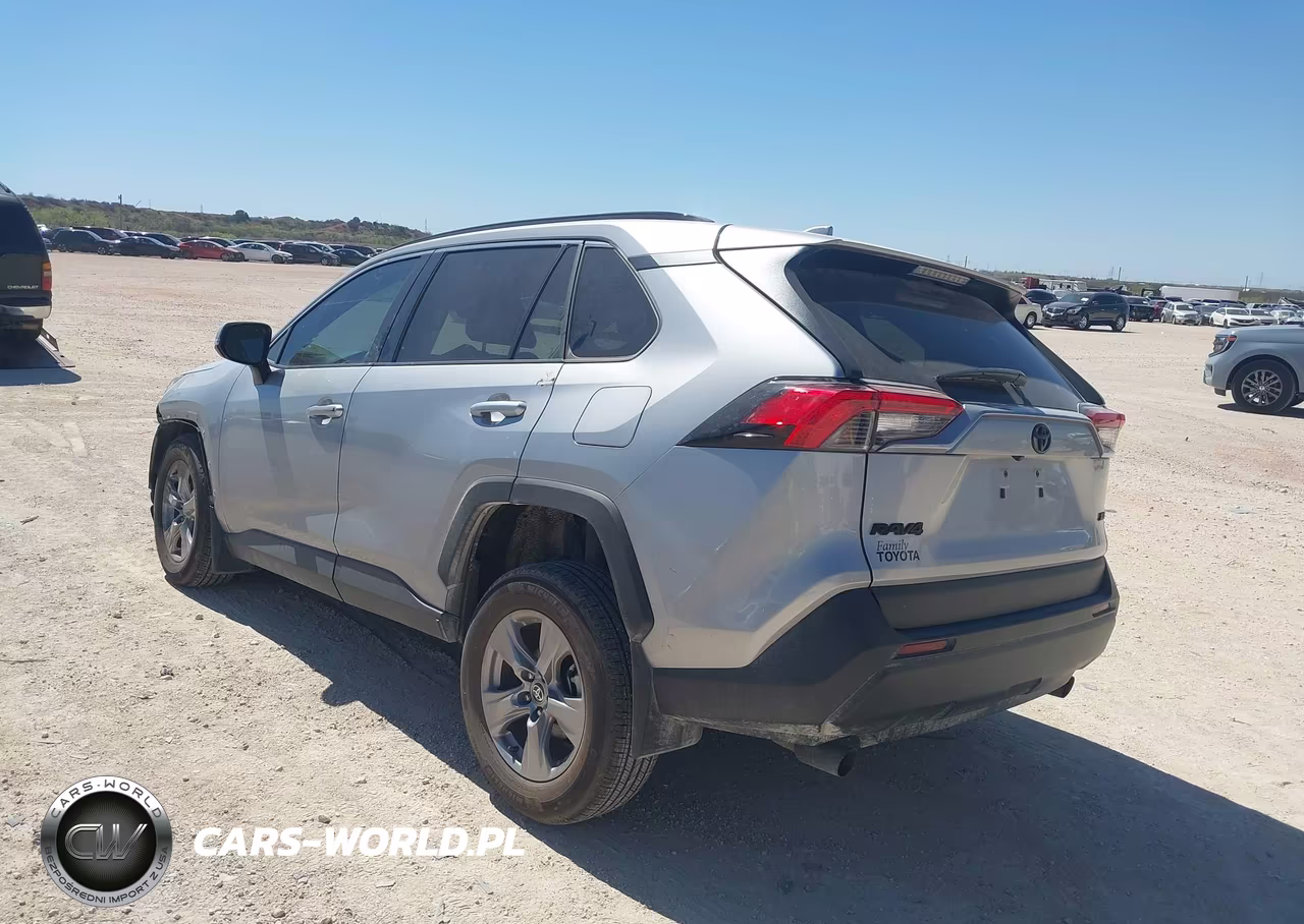 2024 Toyota Rav4 Xle VIN:2T3W1RFV1RW356125 - 3