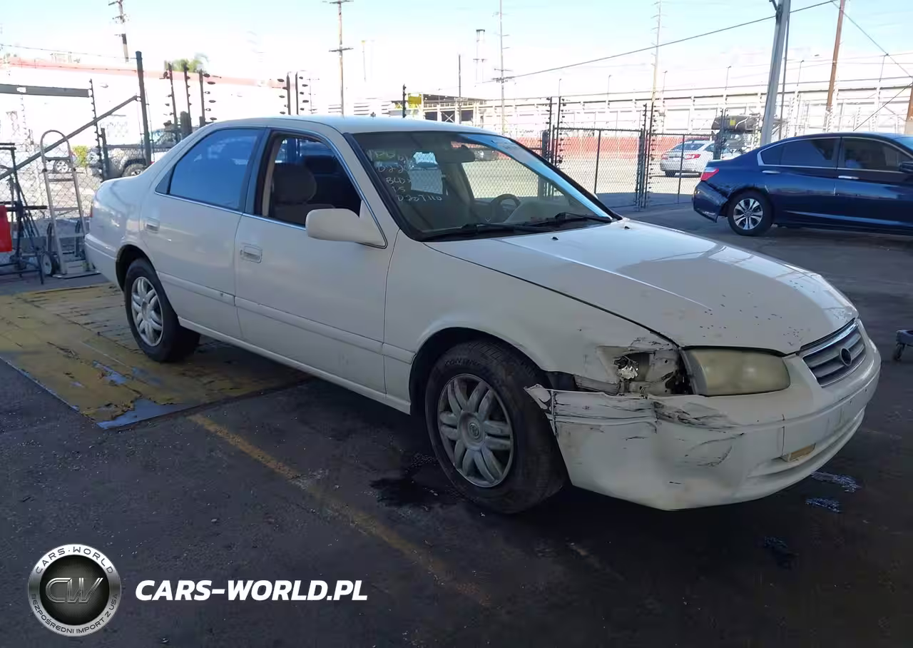 2000 Toyota Camry Le