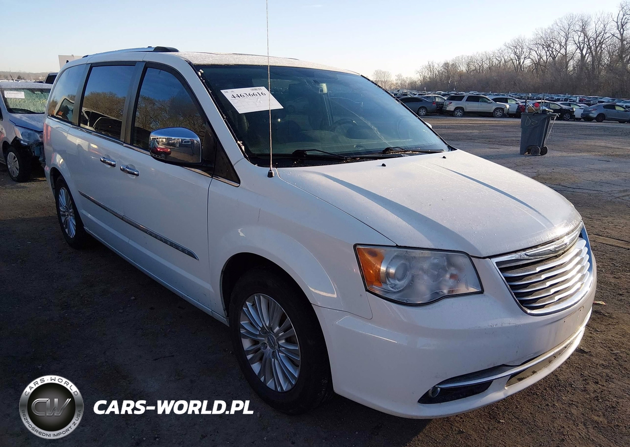 2013 Chrysler Town & Country Limited
