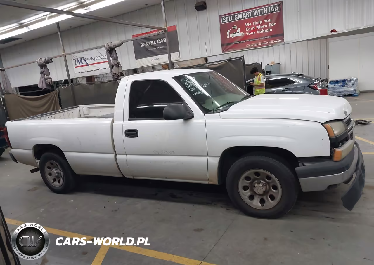 2007 Chevrolet Silverado 1500 Classic Work Truck VIN:1GCEC14Z27E143461 - 13