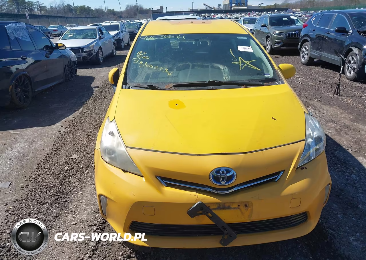 2013 Toyota Prius V Two VIN:JTDZN3EUXD3227612 - 11