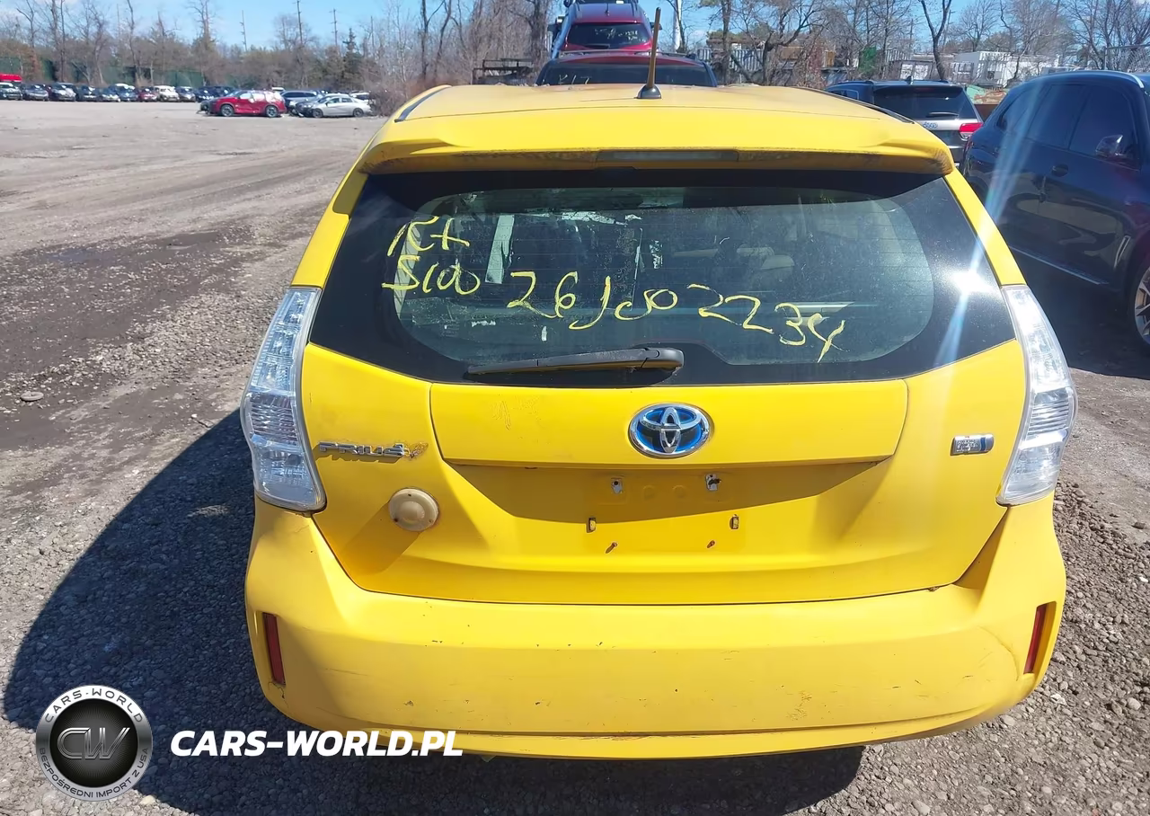 2013 Toyota Prius V Two VIN:JTDZN3EUXD3227612 - 15