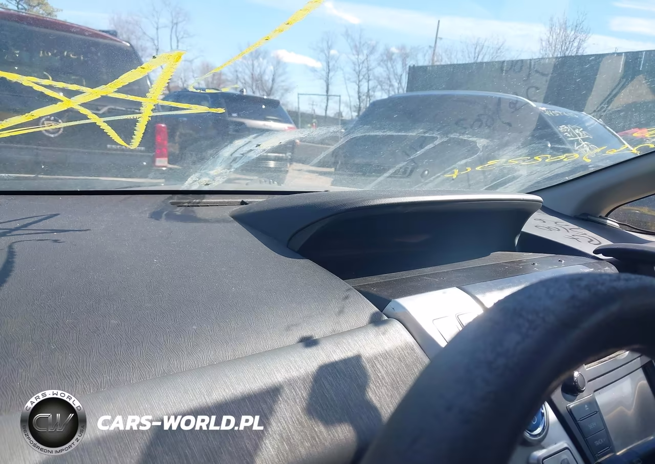 2013 Toyota Prius V Two VIN:JTDZN3EUXD3227612 - 7
