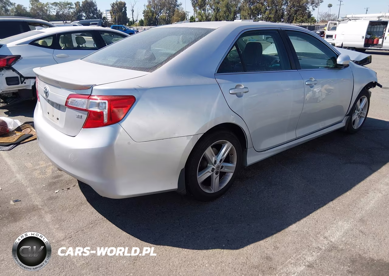 2014 Toyota Camry Se VIN:4T1BF1FK9EU346744 - 4