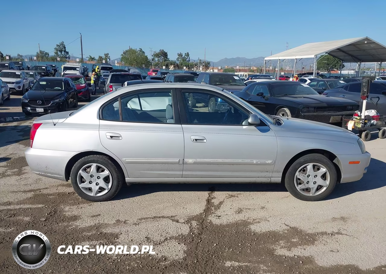 2005 Hyundai Elantra Gls-Gt VIN:KMHDN46D25U174619 - 14