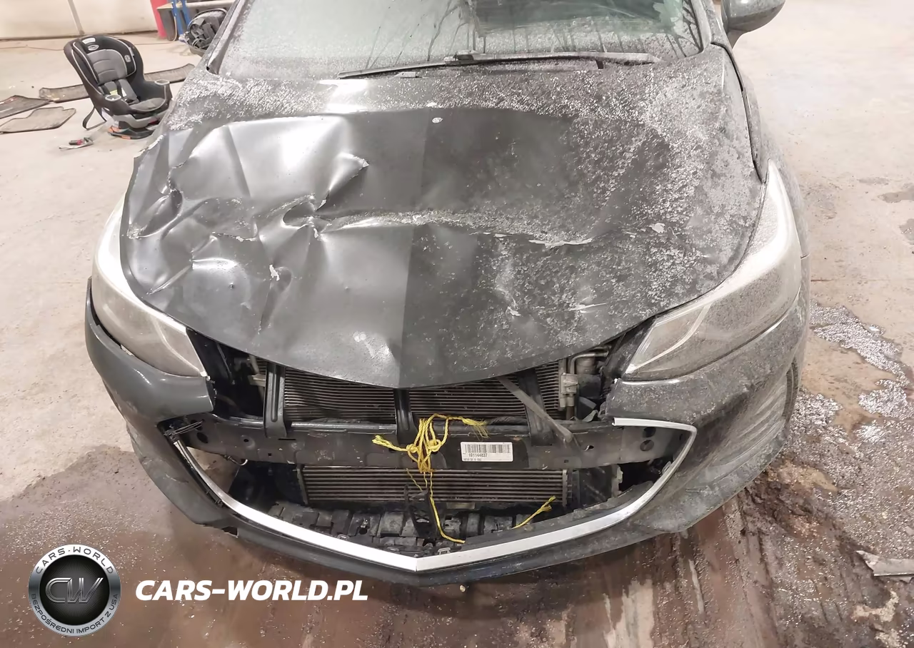 2019 Chevrolet Cruze Lt VIN:1G1BE5SM1K7145252 - 6